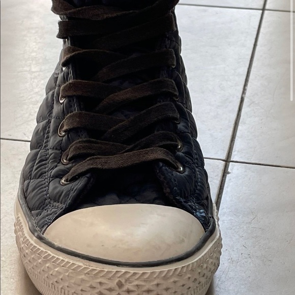 Converse High tops - Picture 2 of 2